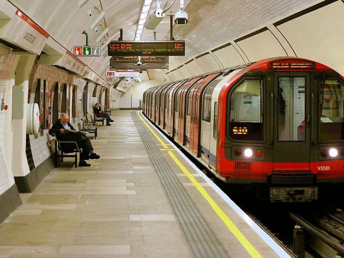 TfL Finally Set To Offer Tube 4G Coverage On The London Underground