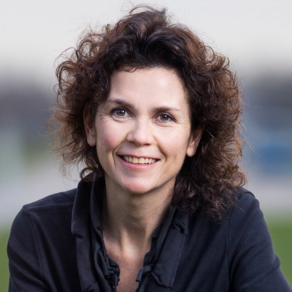 Peggy de Lange is the Vice President of International Expansion at Fiverr.